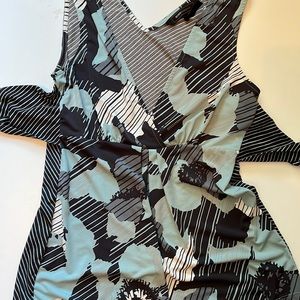 BCBG Maxazria vintage blue and gray plunge sleeveless top